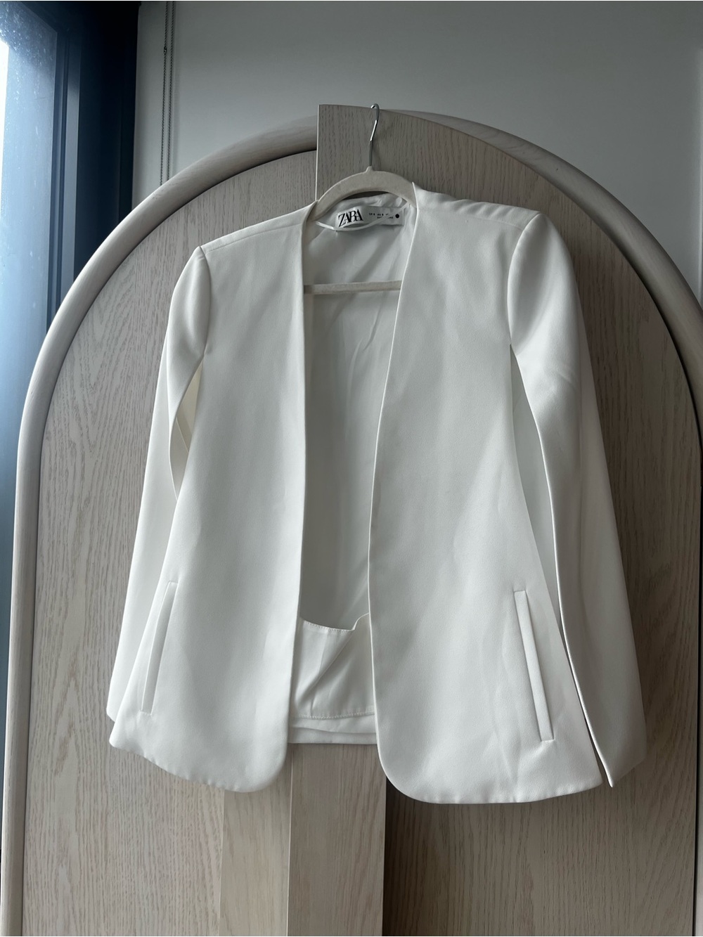 Zara Cream Collarless Open-Front Blazer